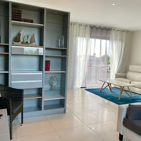 Flamants Roses 4 Accesible Pmr Frontignan